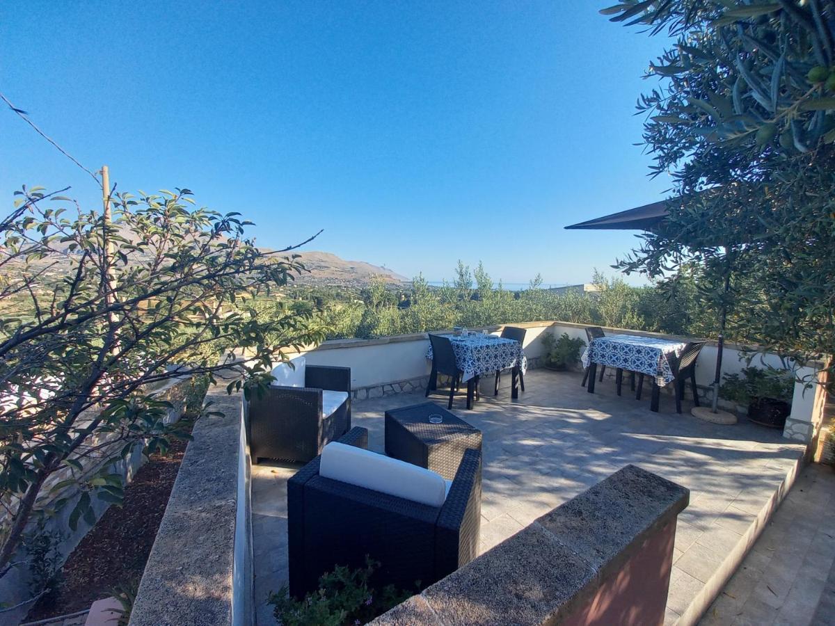 Ibiscus Bed & Breakfast Castellammare del Golfo Bagian luar foto